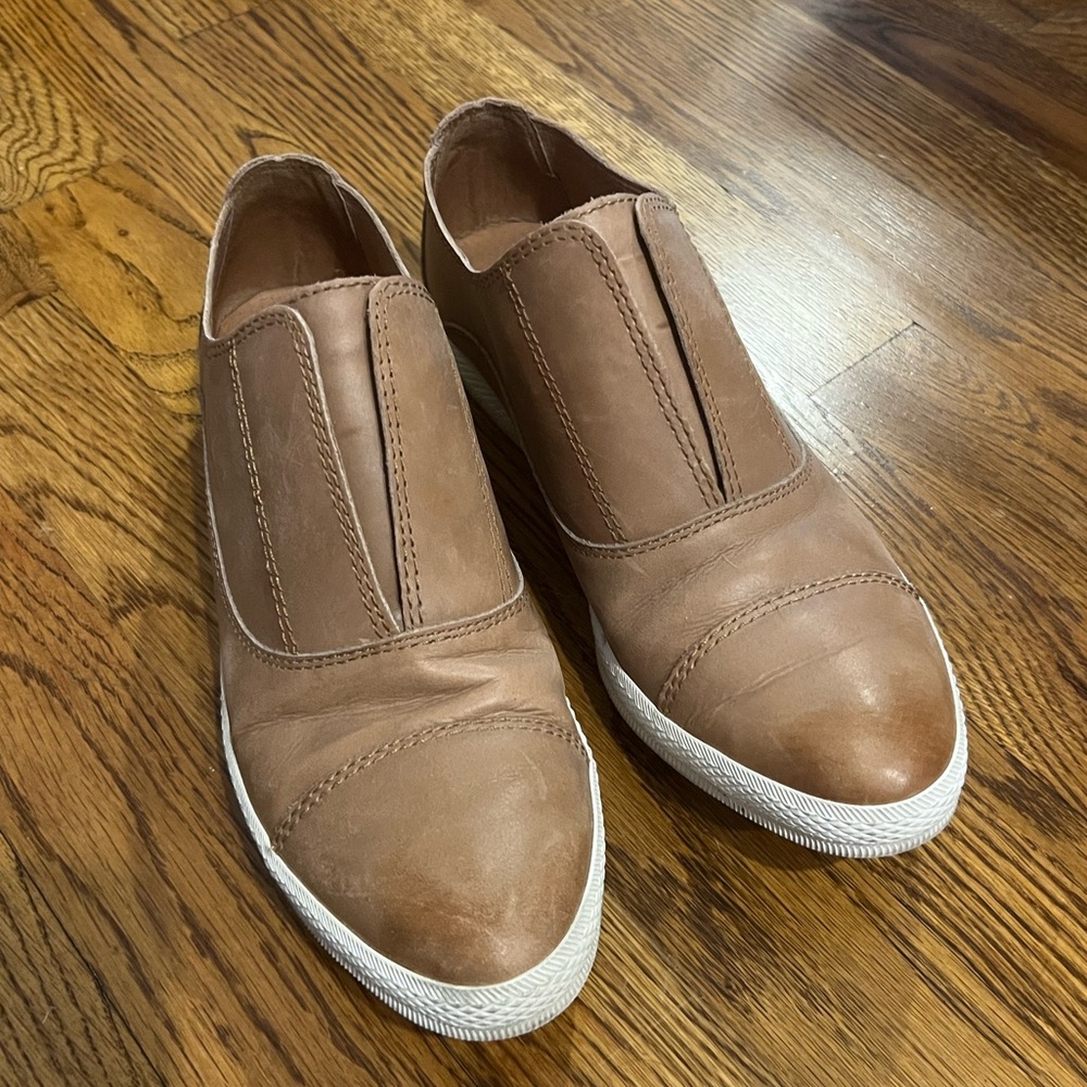 Women's Tan Slip-On Shoes